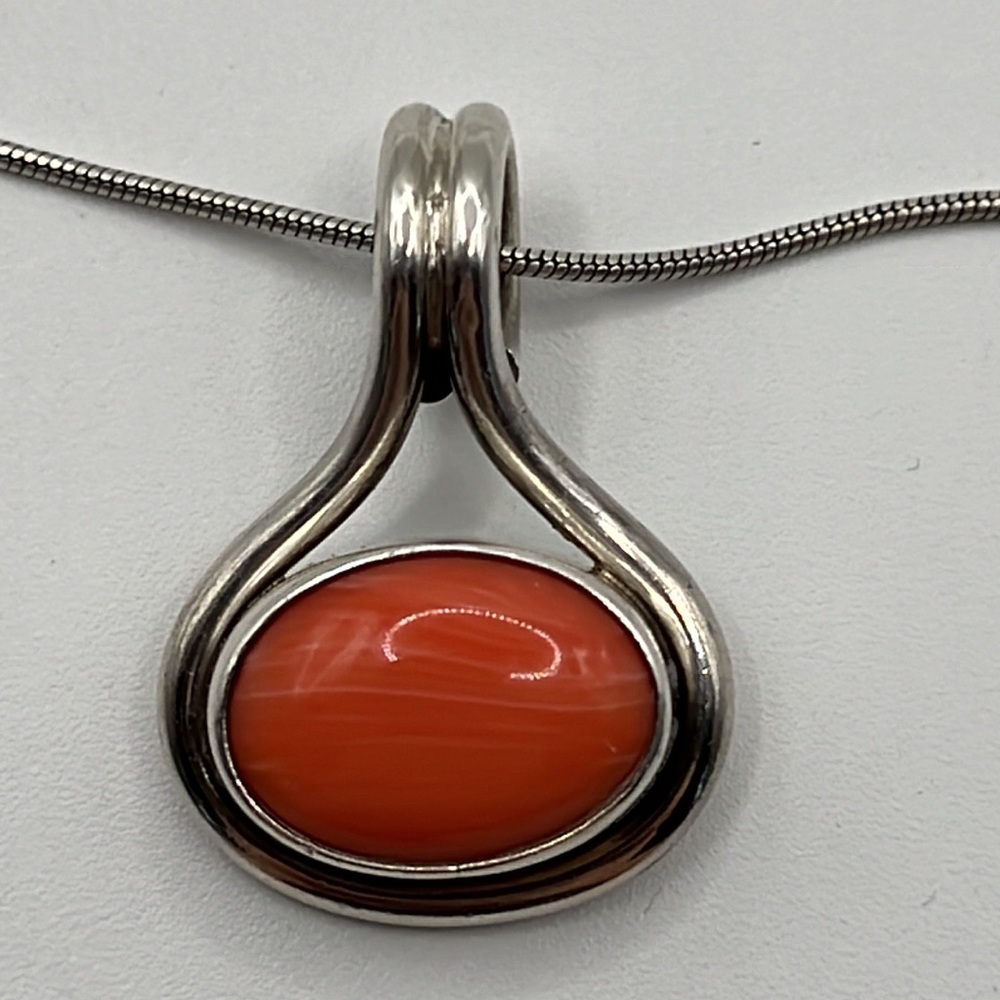TAXCO TJ-75 PINK CORAL AND STERLING PENDANT ON A STERLING SILVER 20” SNAKE CHAIN - Picture 2 of 12